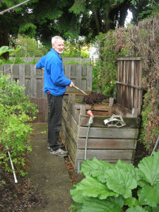 3-bin compost