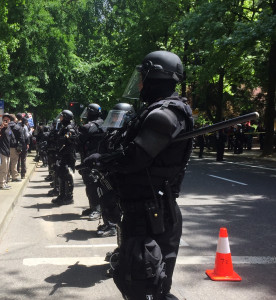 portland cops in riot gear