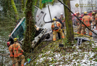 fire_photographers_dennis_weis_rv_car_crash fire_photographers_dennis_weis_rv_car_crash