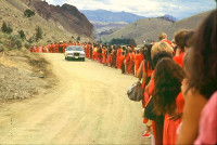 Osho Rajneesh Drive-by in Rajneeshpuram © 2003 Samvado Gunnar Kossatz