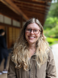 sarah_kate_nomura_assistant_director_of_exhibitions_at_portland_japanese_garden sarah_kate_nomura_assistant_director_of_exhibitions_at_portland_japanese_garden